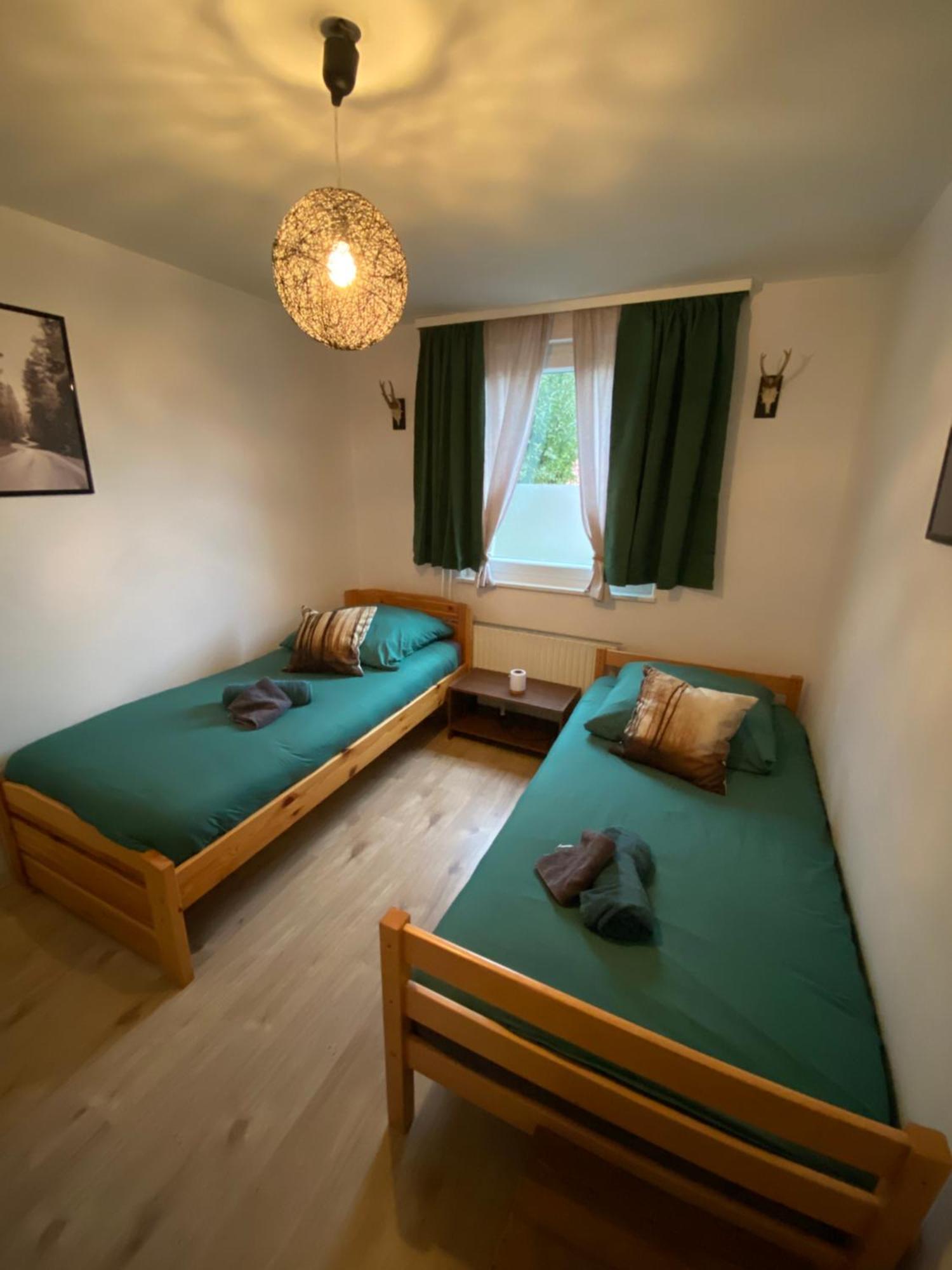 Schwarzwaelder 3 Zimmer Wohnung In Villingen Mit 2 Schlafzimmer Bagian luar foto